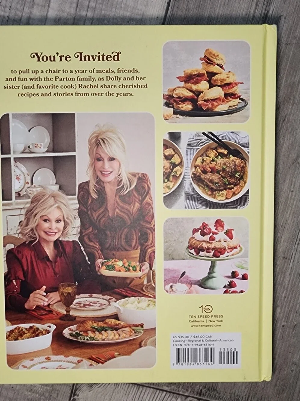 Good Lookin' Cookin' A Year of Meals - DOLLY PARTON Hardcover Cookbook